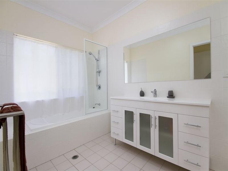 33-35 Evergreen Street, Clifton Beach QLD 4879