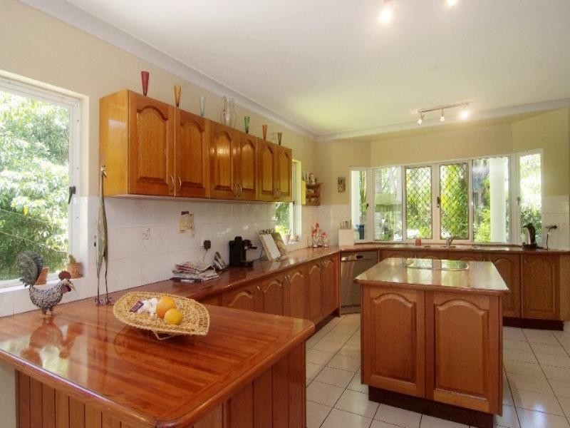 Clifton Beach QLD 4879