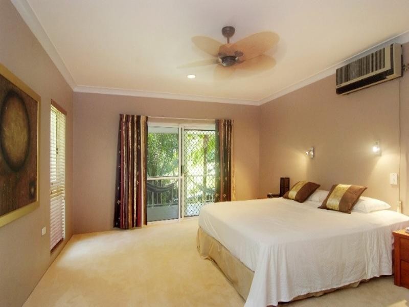 Clifton Beach QLD 4879