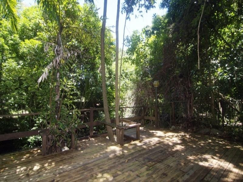 Clifton Beach QLD 4879