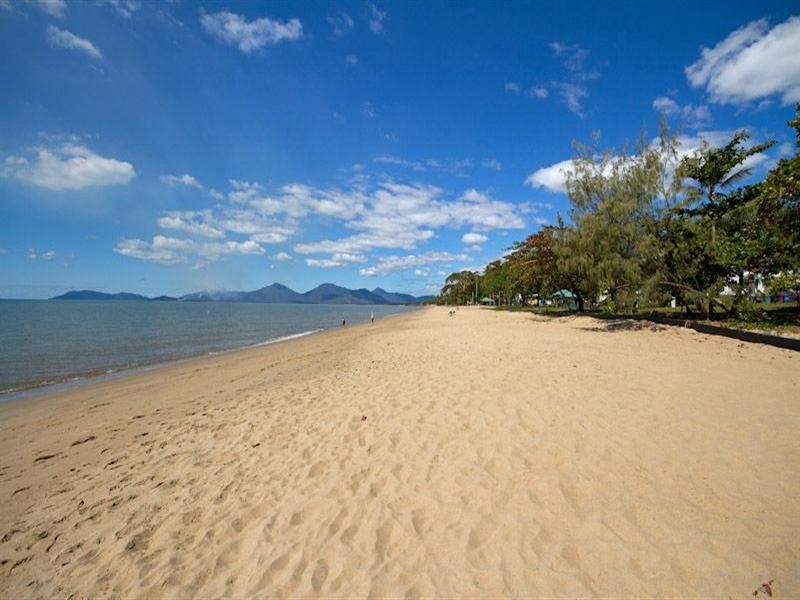 15 Casuarina Street, Holloways Beach QLD 4878