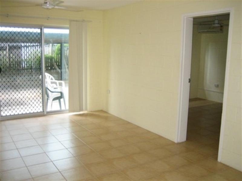 4/46 Moore Street, Trinity Beach QLD 4879