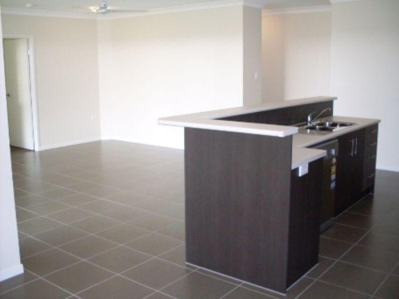 123 Roberts Drive, Trinity Beach QLD 4879