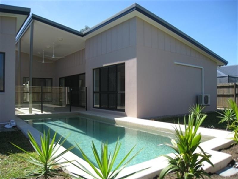 71 Roberts Drive, Trinity Beach QLD 4879