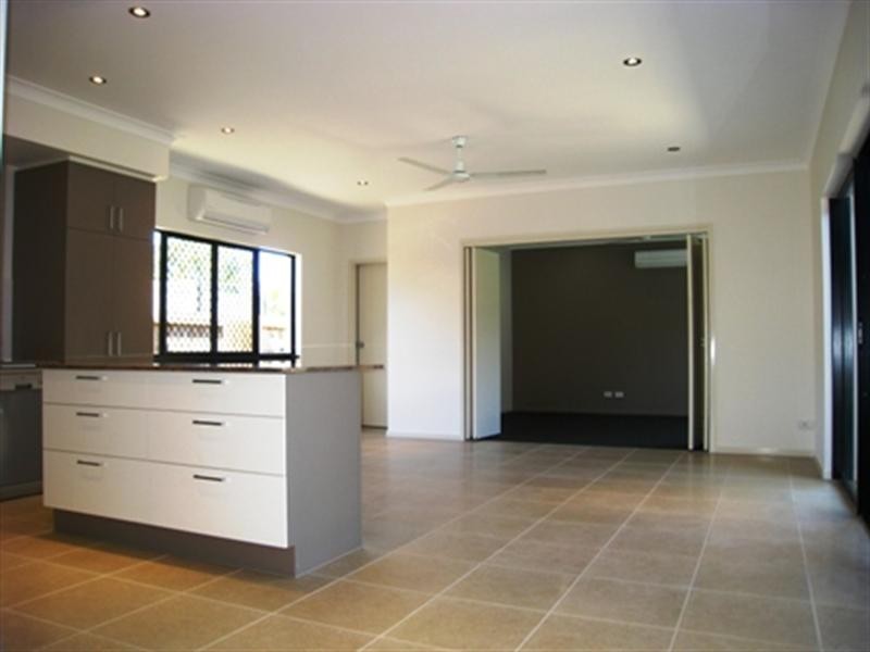 71 Roberts Drive, Trinity Beach QLD 4879