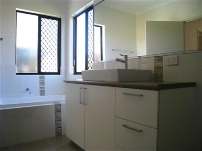 71 Roberts Drive, Trinity Beach QLD 4879