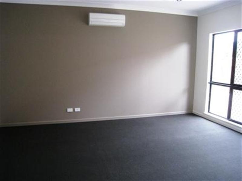 71 Roberts Drive, Trinity Beach QLD 4879