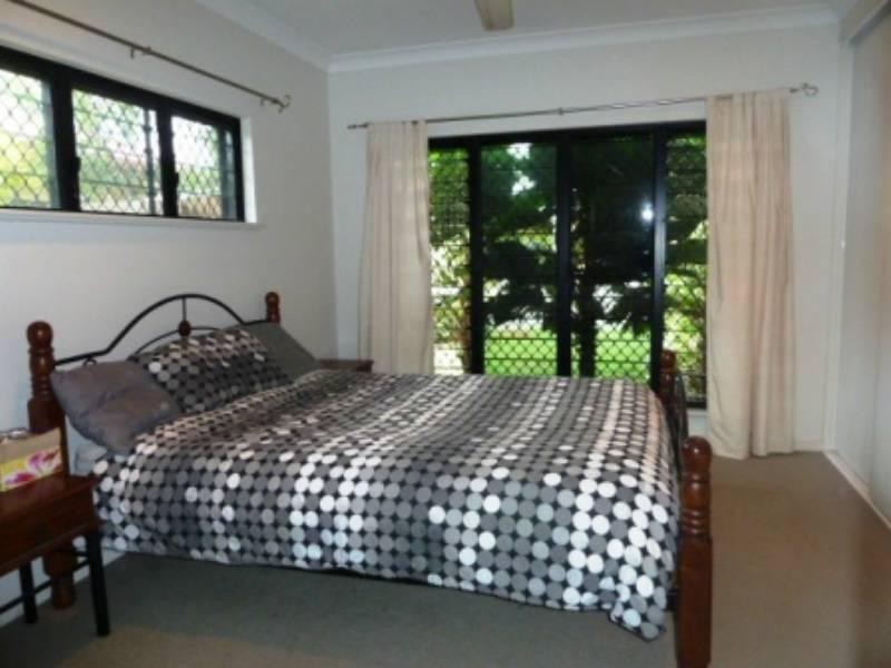 14 Cable Close, Kewarra Beach QLD 4879