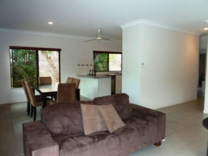 14 Cable Close, Kewarra Beach QLD 4879