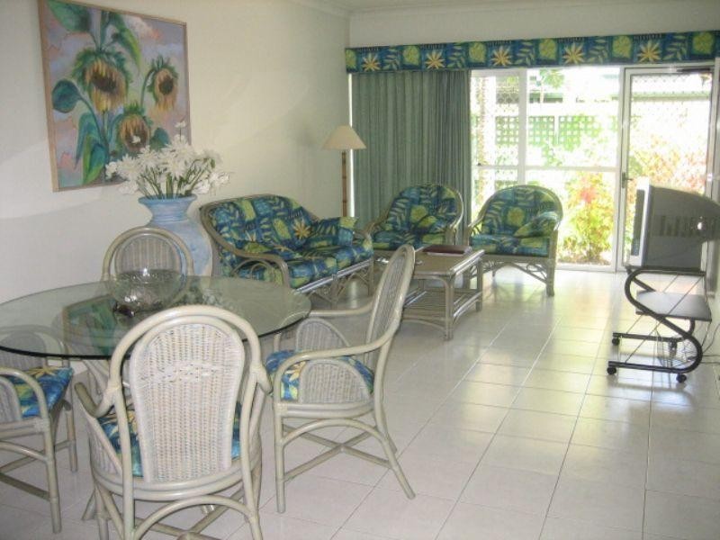 Trinity Beach QLD 4879