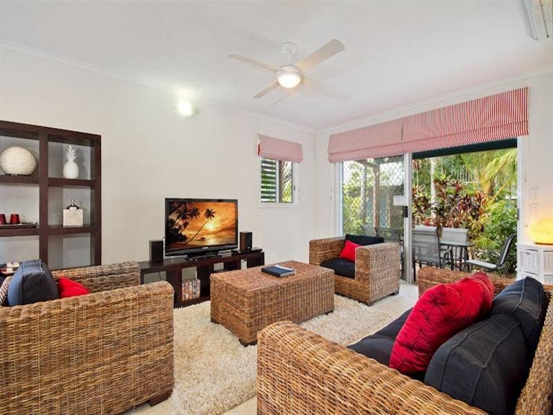 Trinity Beach QLD 4879