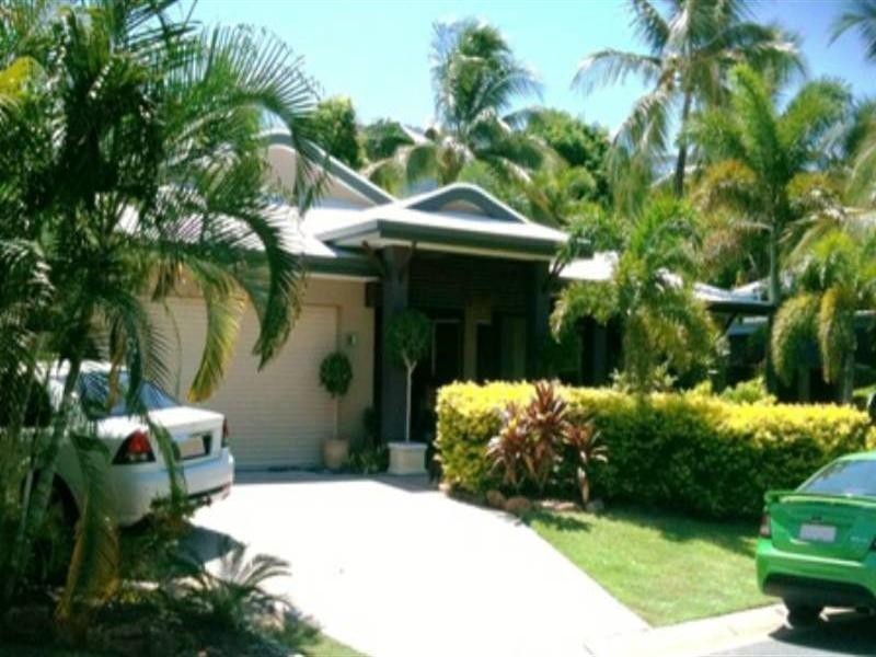 15 Barrier Close, Clifton Beach QLD 4879