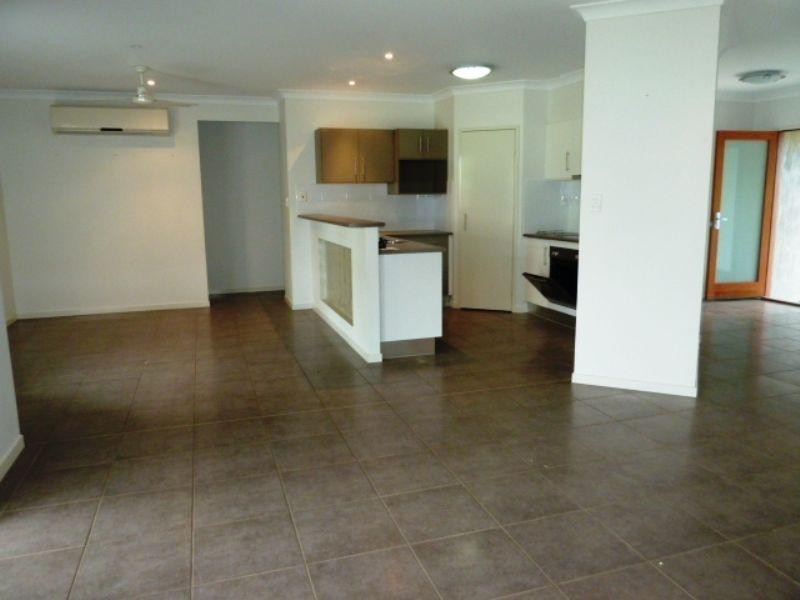 1 Hetherton Street, Smithfield QLD 4878