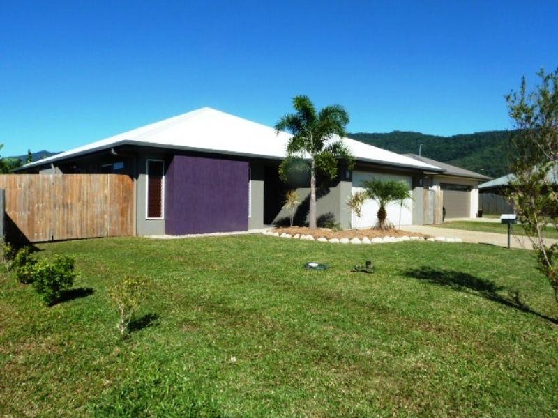 1 Hetherton Street, Smithfield QLD 4878