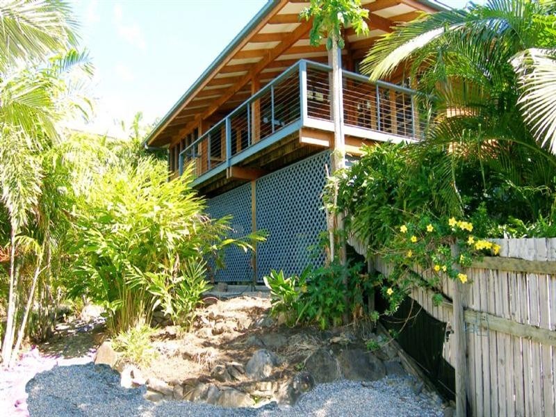 Palm Cove QLD 4879