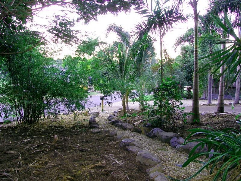 Palm Cove QLD 4879