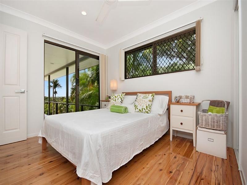 5 Langsat Close, Smithfield QLD 4878