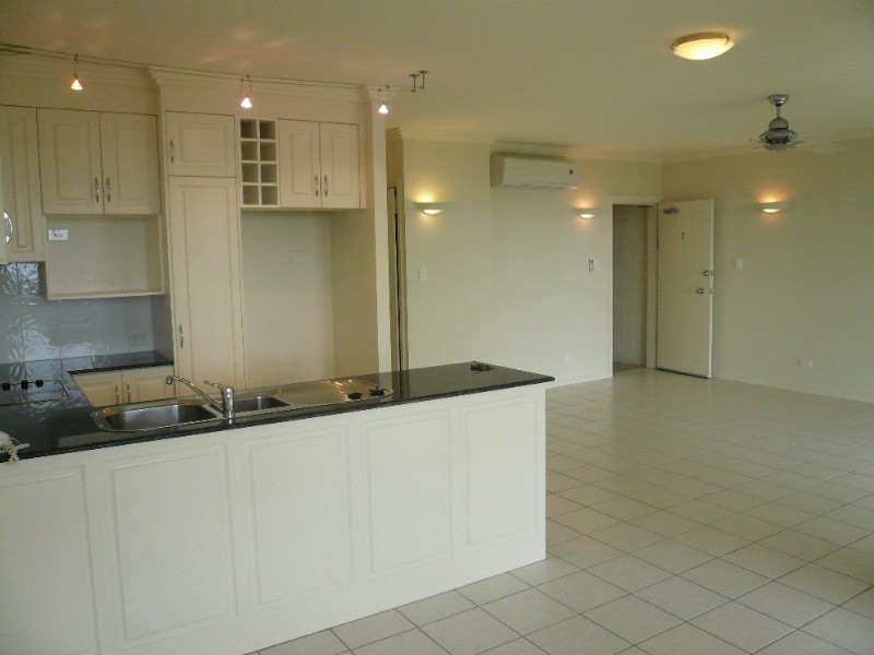 96 Moore Street, Trinity Beach QLD 4879
