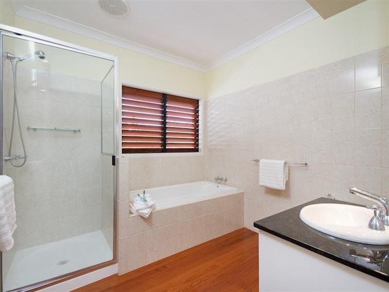 Clifton Beach QLD 4879