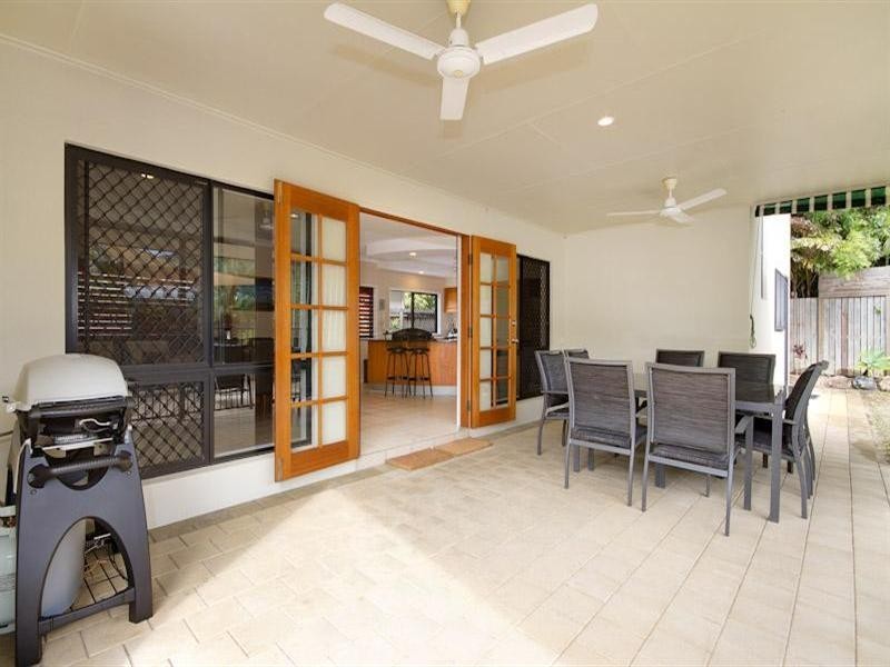 Clifton Beach QLD 4879