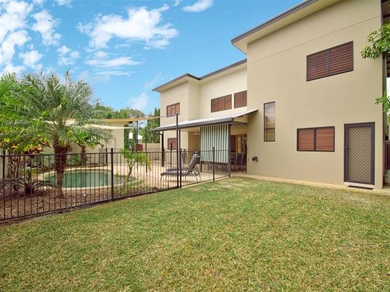 Clifton Beach QLD 4879