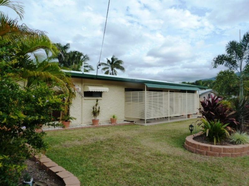 7 Connemara Close, Trinity Beach QLD 4879