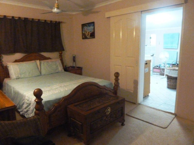 7 Connemara Close, Trinity Beach QLD 4879