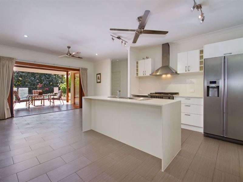 Kewarra Beach QLD 4879