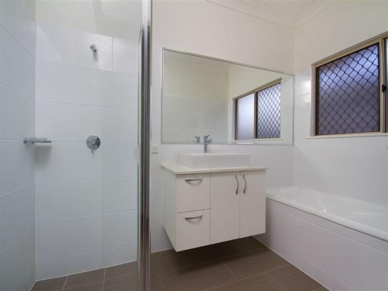 Kewarra Beach QLD 4879