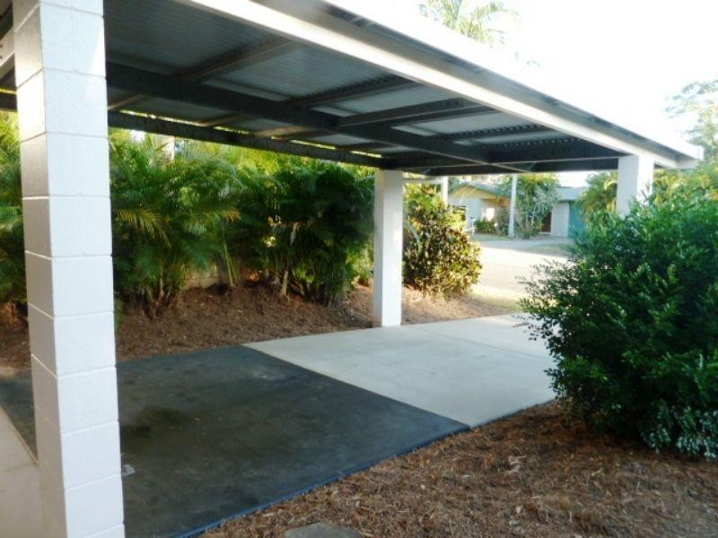 8 Manus Street, Trinity Beach QLD 4879