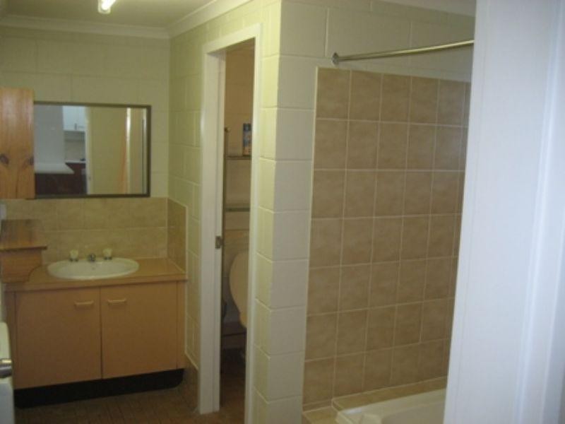 2/538 Varley Street, Yorkeys Knob QLD 4878