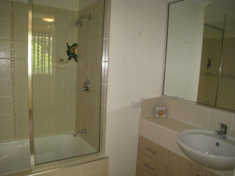 10/110 Moore Street, Trinity Beach QLD 4879