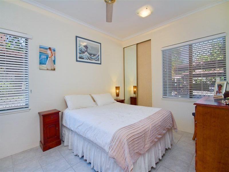 35/21 Poinciana Street, Holloways Beach QLD 4878