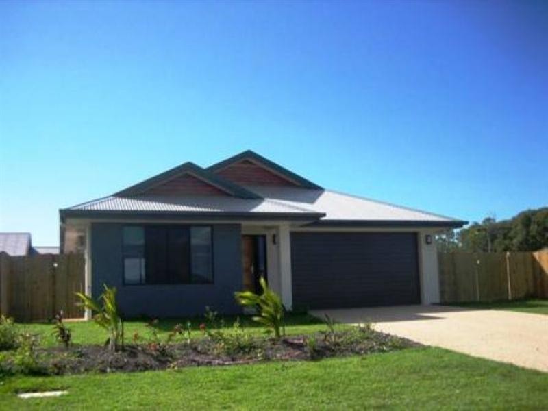 6 Montalbion Avenue, Trinity Park QLD 4879