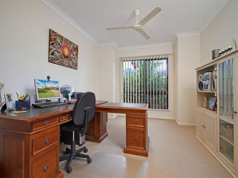 7 Carron Close, Bentley Park QLD 4869