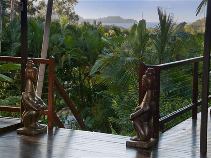 Trinity Beach QLD 4879