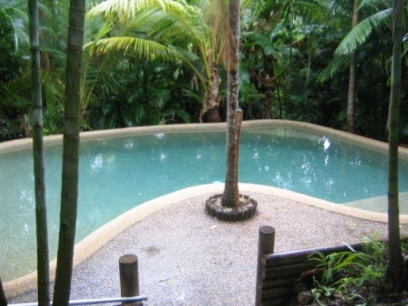 39 Tari Place, Trinity Beach QLD 4879