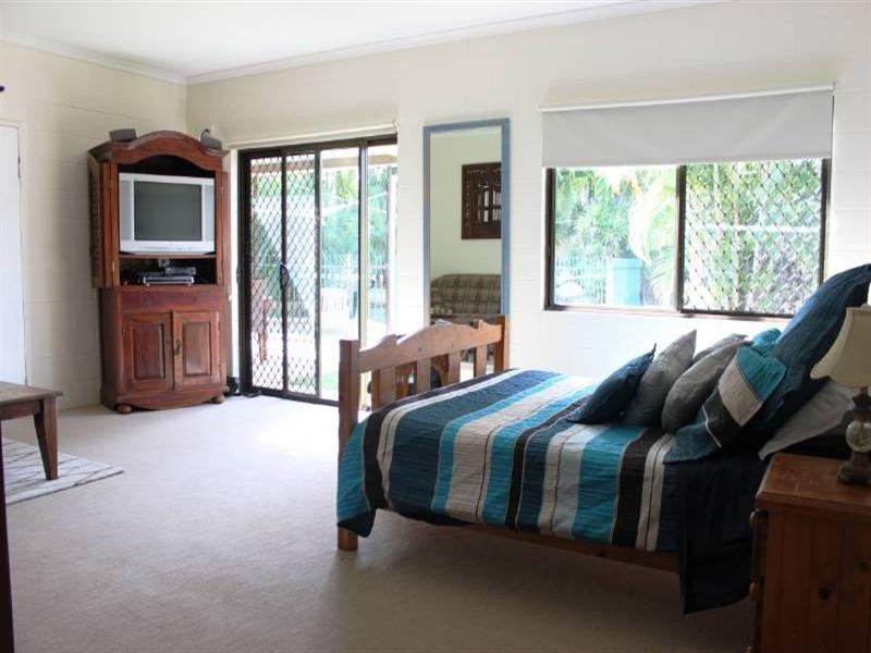 Trinity Beach QLD 4879