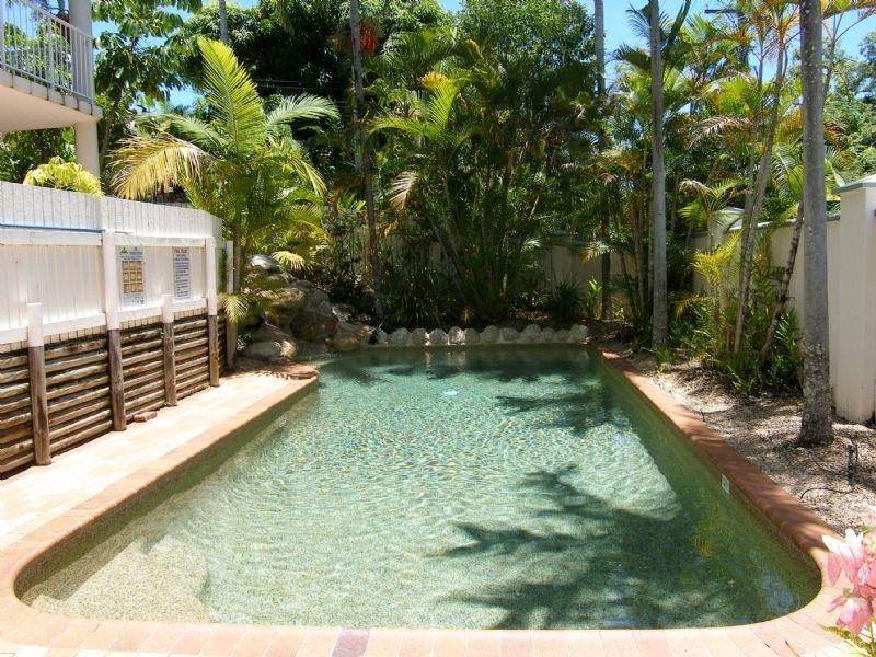 Trinity Beach QLD 4879