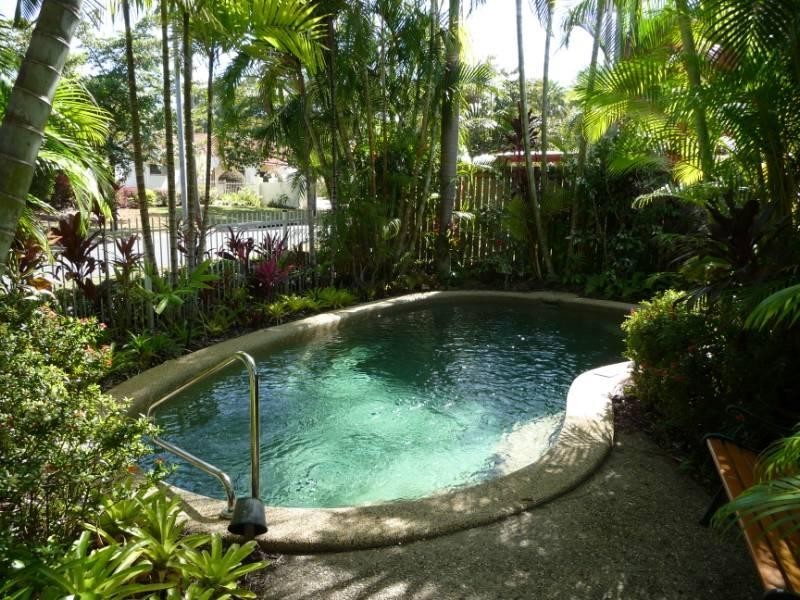 Trinity Beach QLD 4879