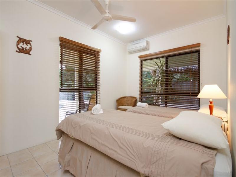 Trinity Beach QLD 4879