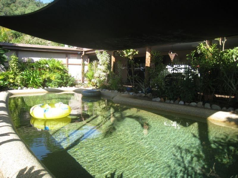 Trinity Beach QLD 4879