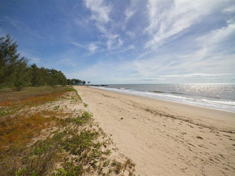 9/61-63 Sims Esplanade, Yorkeys Knob QLD 4878