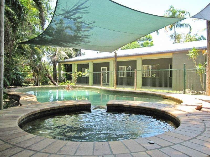 5 Noosa Close, Kewarra Beach QLD 4879