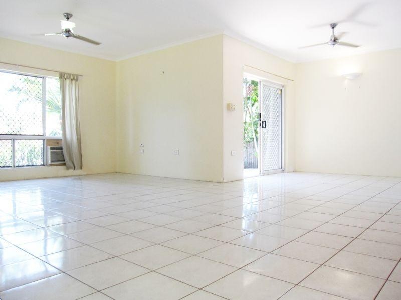 5 Noosa Close, Kewarra Beach QLD 4879