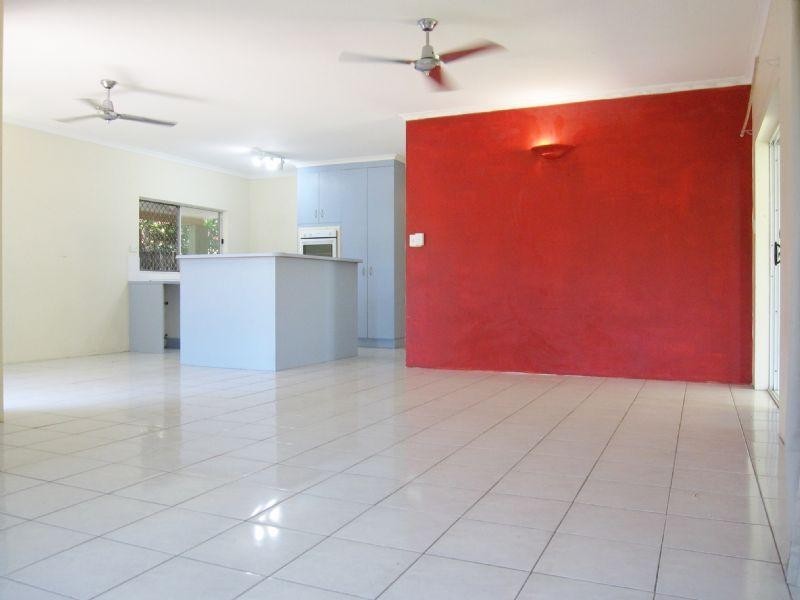 5 Noosa Close, Kewarra Beach QLD 4879