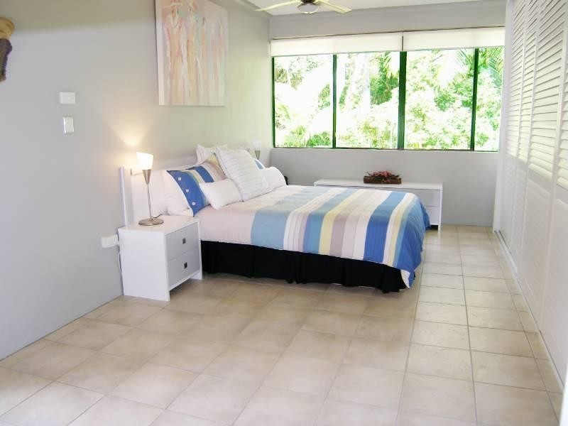 Clifton Beach QLD 4879
