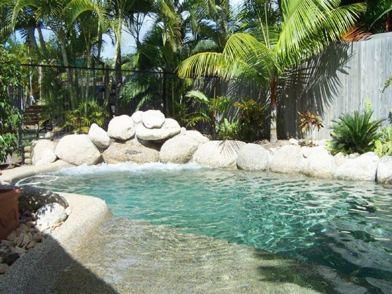 Clifton Beach QLD 4879
