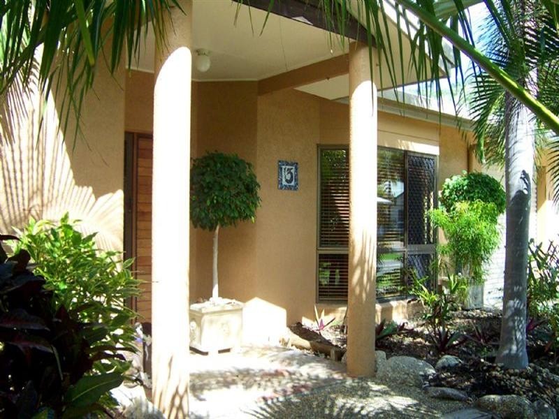 Clifton Beach QLD 4879