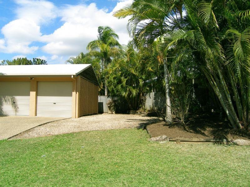 Clifton Beach QLD 4879